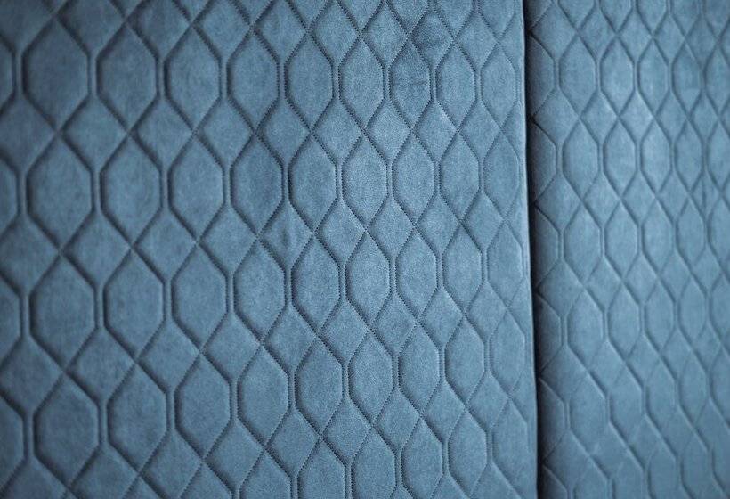 هتل Urban Rooms By Neu Collective