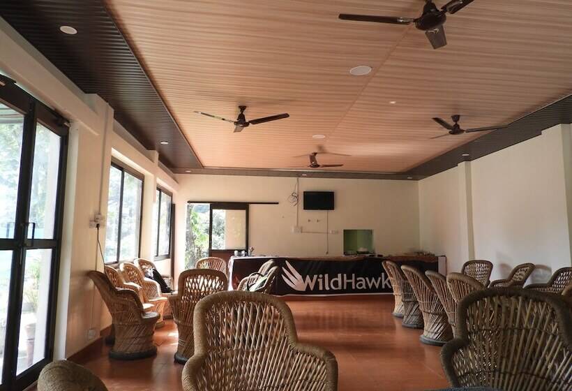 Отель Wildhawk Adventures