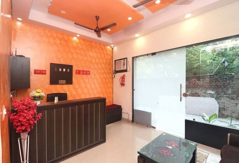 Oyo 16702 Home Luxurious 2 Bhk Villa Khanyara Road