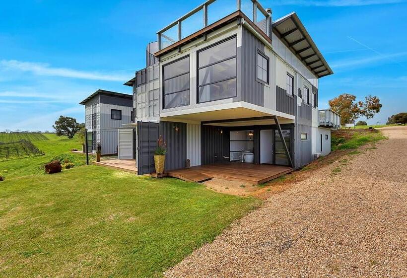 פנסיון California Road At Inkwell Wines