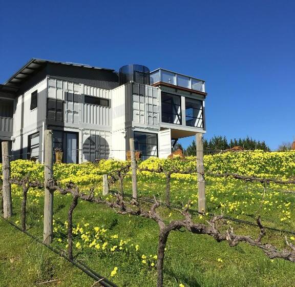 פנסיון California Road At Inkwell Wines