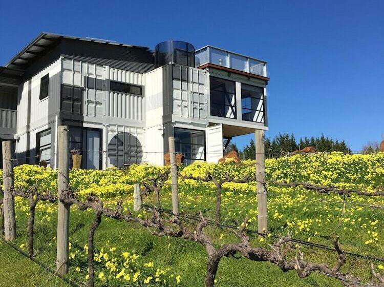 פנסיון California Road At Inkwell Wines