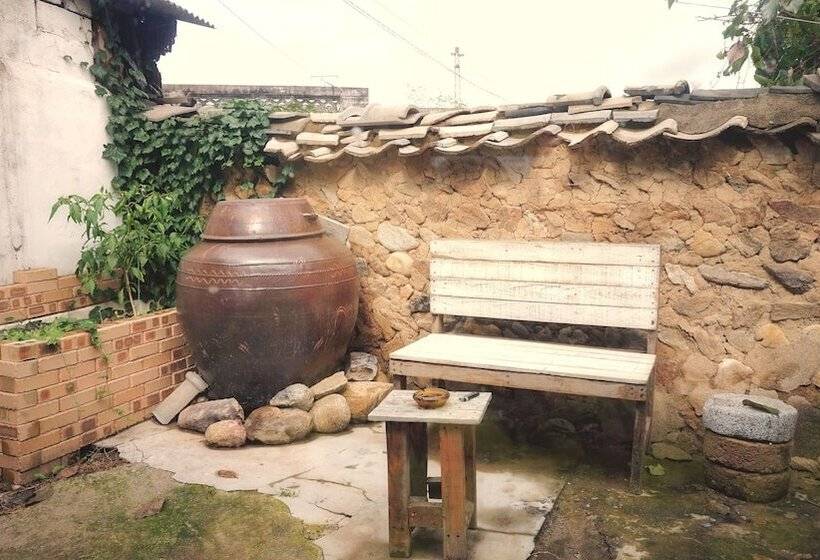 פנסיון Guryeokjam