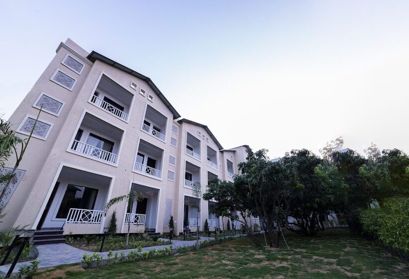 منتجع La Savanna