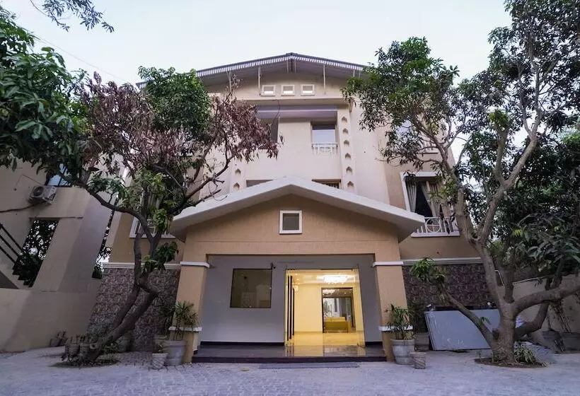 استراحتگاه La Savanna