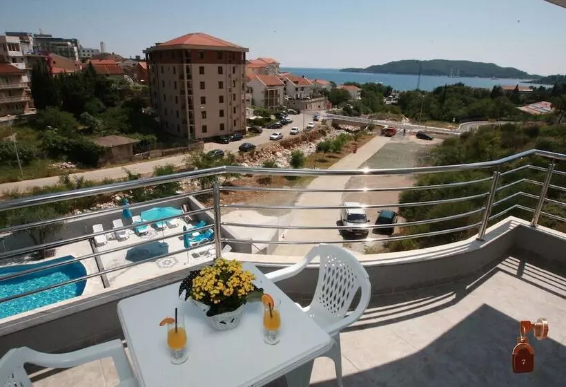 Villa Andjelina