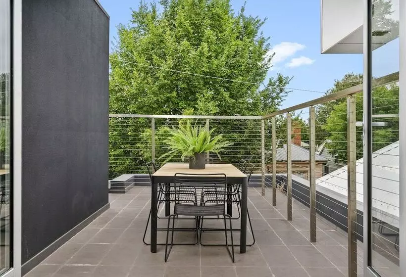 Cogens Place