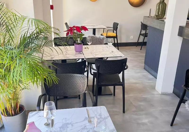 Doma Zagreb Apart