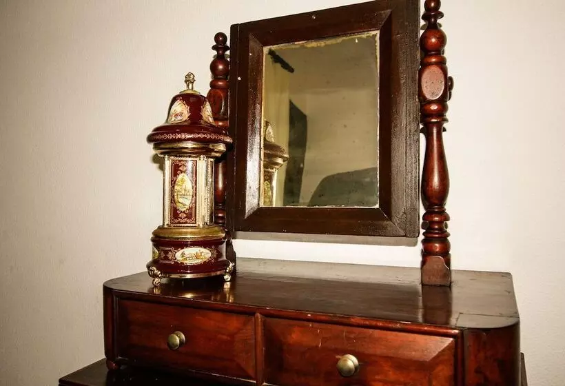 Gouveia Cottage By Analodges