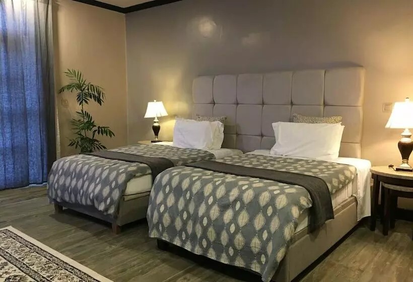 هتل Five Volcanoes Boutique