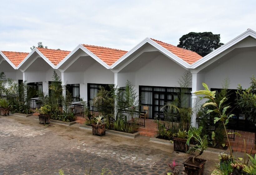 هتل Five Volcanoes Boutique