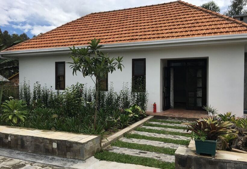 هتل Five Volcanoes Boutique