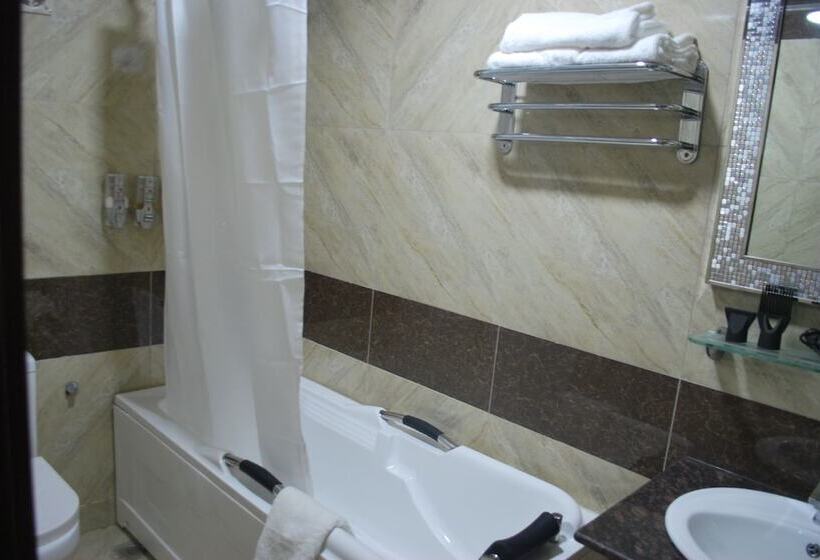 هتل Immaculate Platinum Luxury Resorts