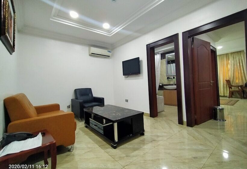 هتل Immaculate Platinum Luxury Resorts