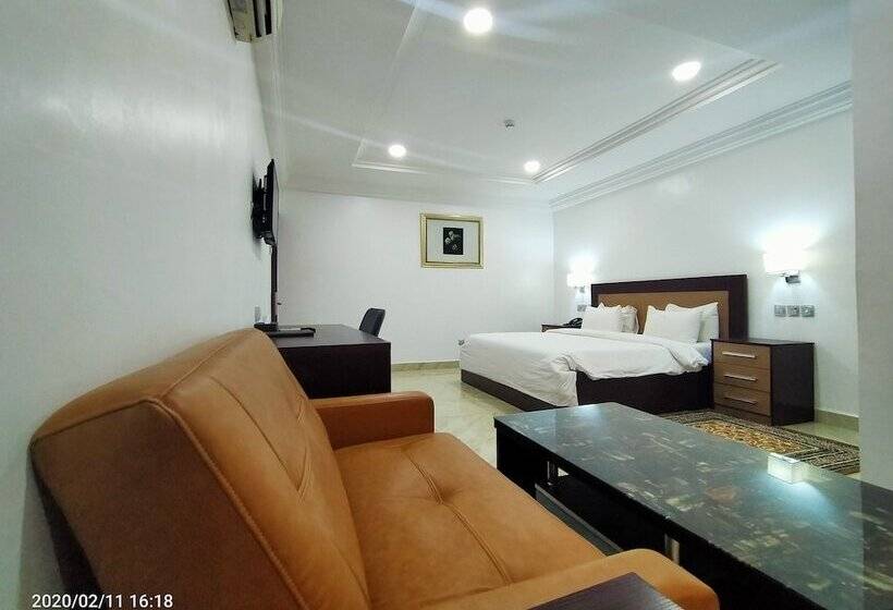 هتل Immaculate Platinum Luxury Resorts