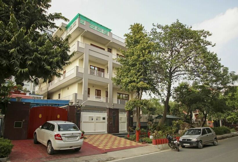 فندق Oyo 8430 Absin Hospitality