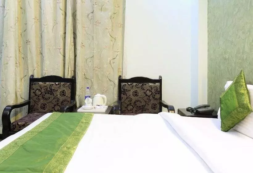 ホテル Royal Suites Kasauli