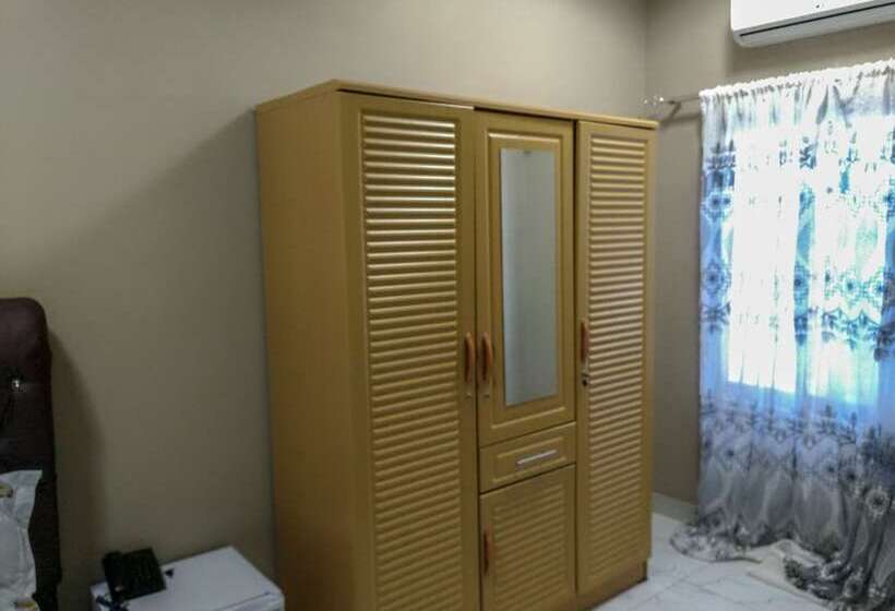 هتل The Prince Charles