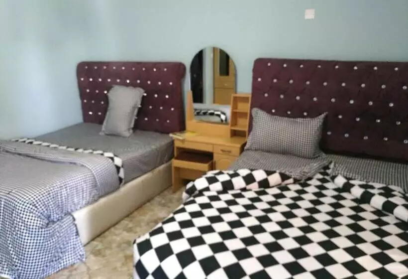 هتل The Prince Charles