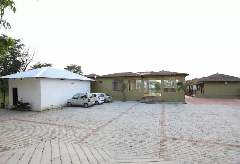 Hotelli Treebo Tigers Pug Marks