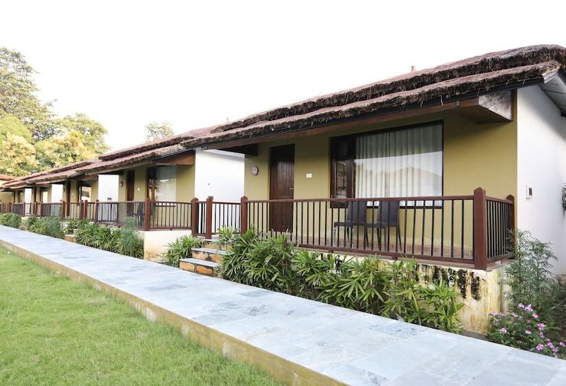 ホテル Treebo Tigers Pug Marks