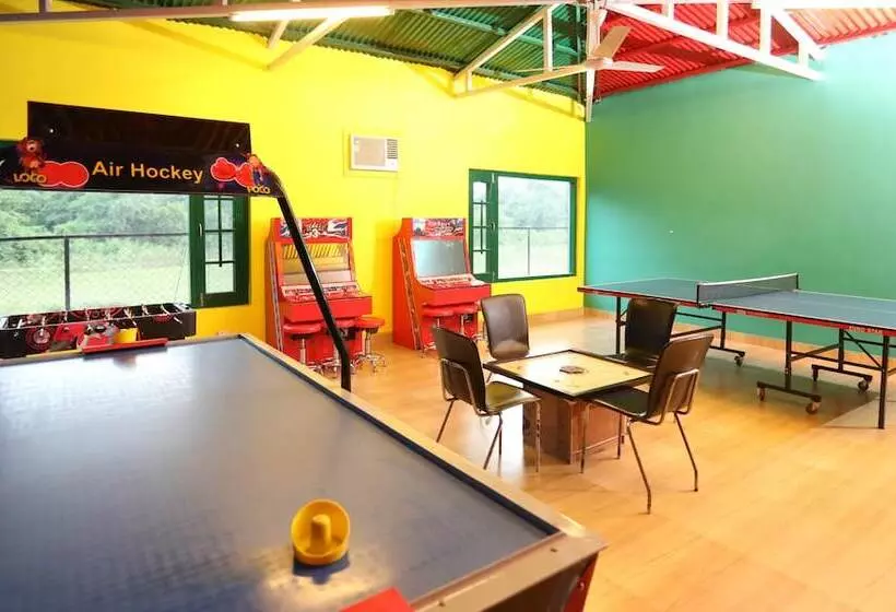 Hotelli Treebo Tigers Pug Marks