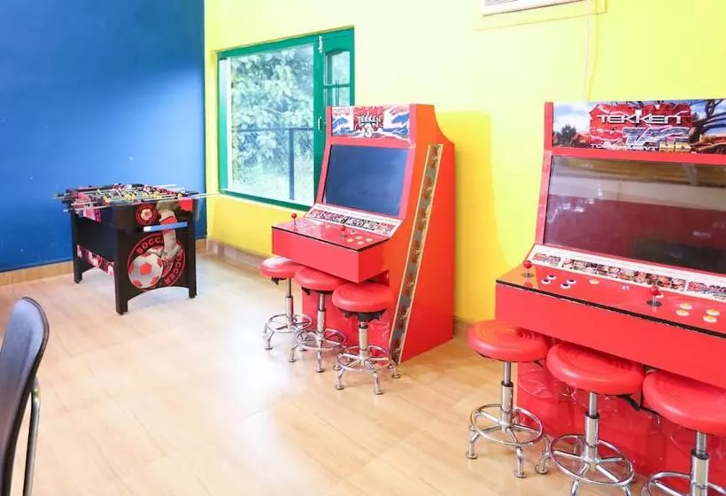 Hotelli Treebo Tigers Pug Marks