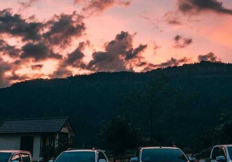 בית מלון כפרי Wopakok