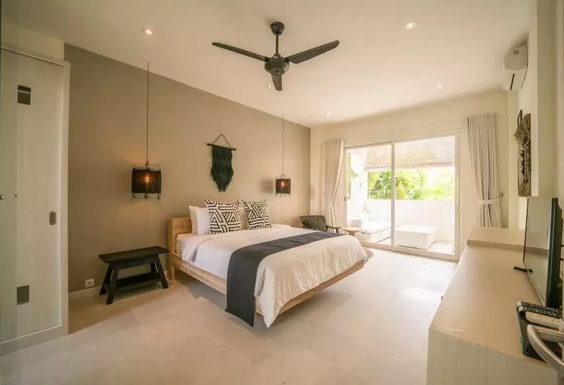 Levi Villa
