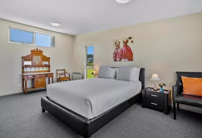 Manfield Seaside Bruny Island