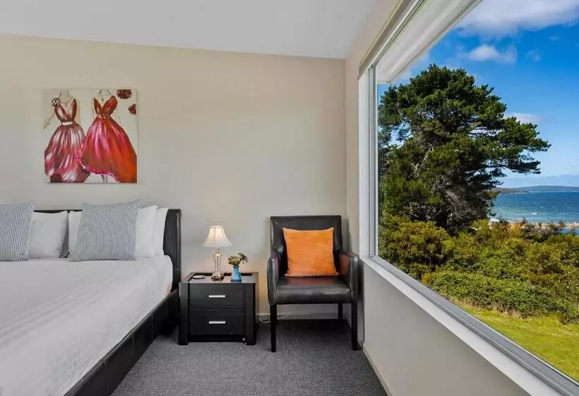 Manfield Seaside Bruny Island