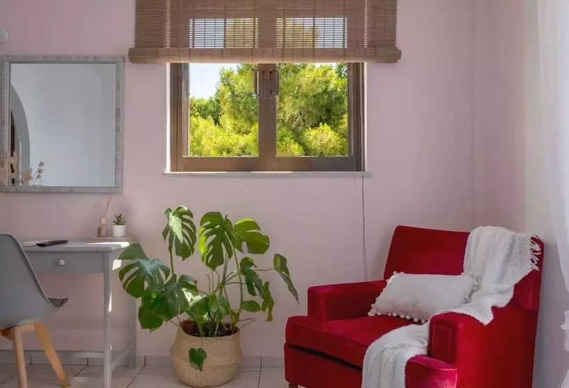 Pefkides Aegina Boutique Apartments