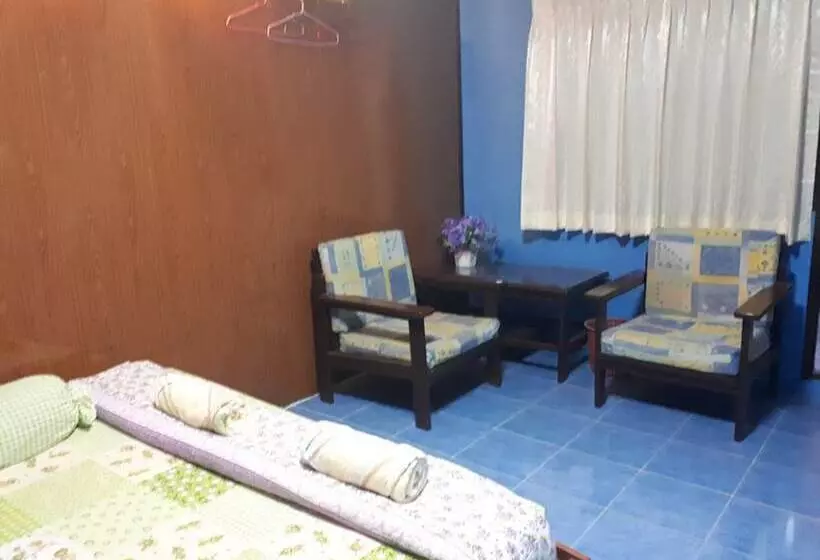 Majatalo Patchaya Guesthouse