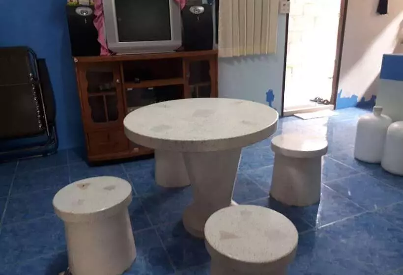 Majatalo Patchaya Guesthouse