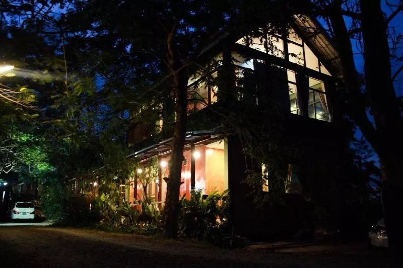 ペンション Phu Mi Lum Nao House