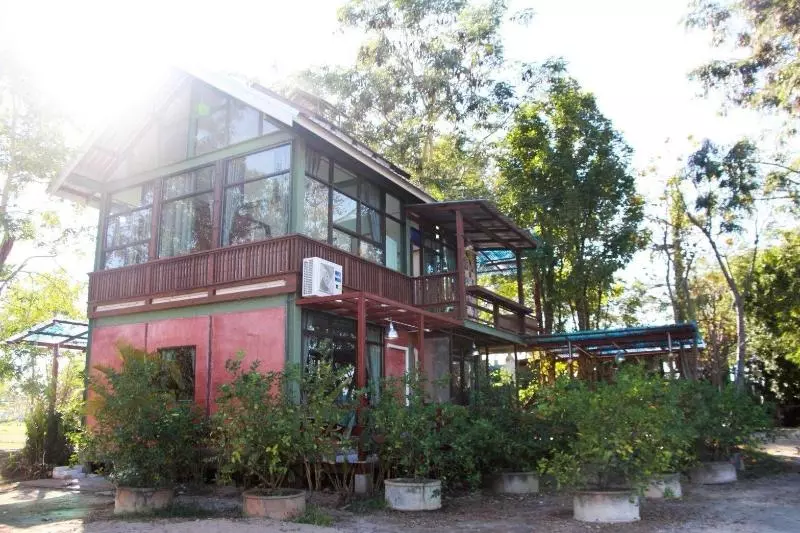 ペンション Phu Mi Lum Nao House