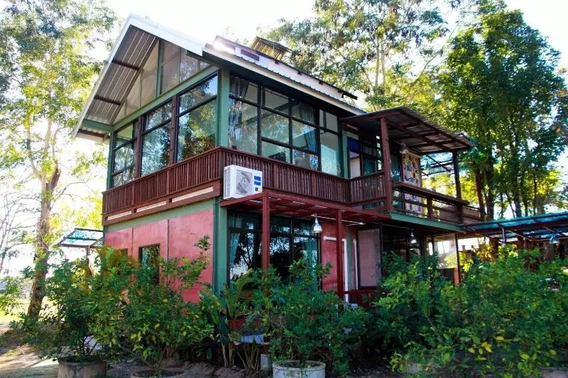 ペンション Phu Mi Lum Nao House