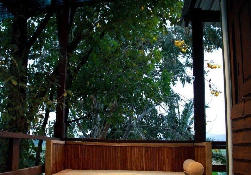 Pensão Phu Mi Lum Nao House