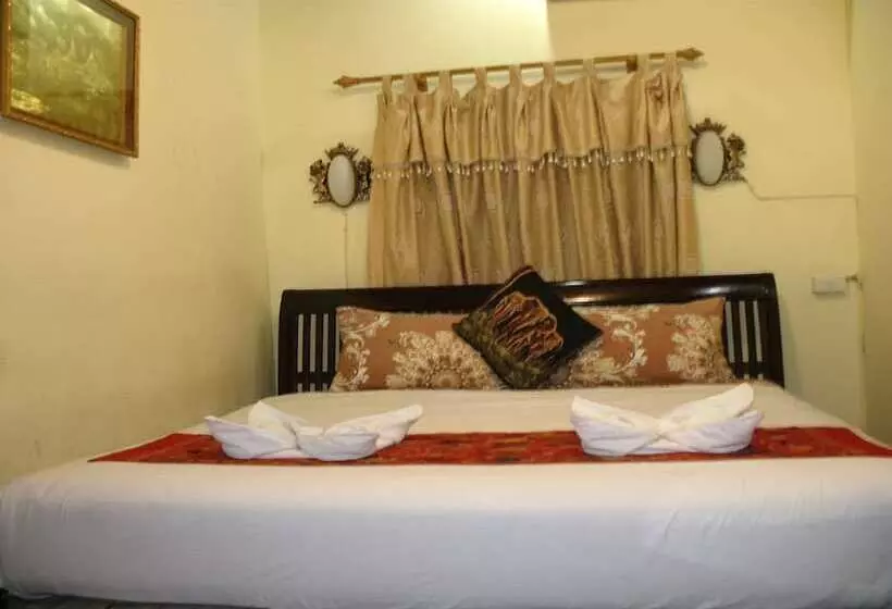 پانسیون Sakura