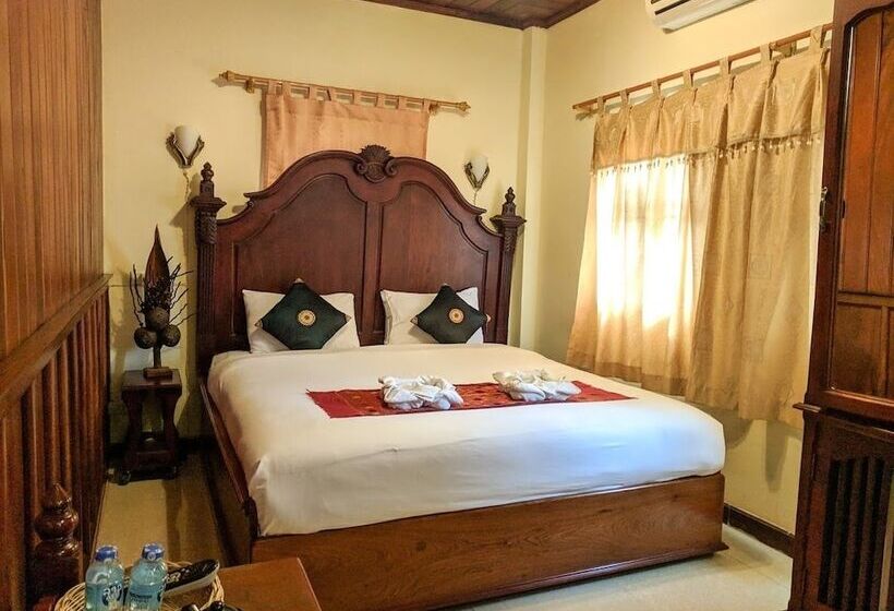 پانسیون Sakura