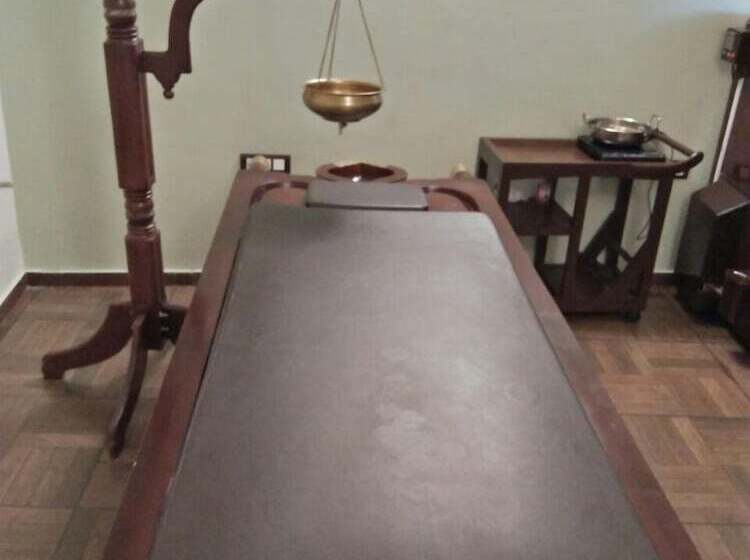 استراحتگاه Shathayu Retreat