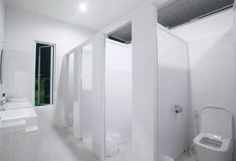 The Street Hostel Koh Lipe   Adult Only