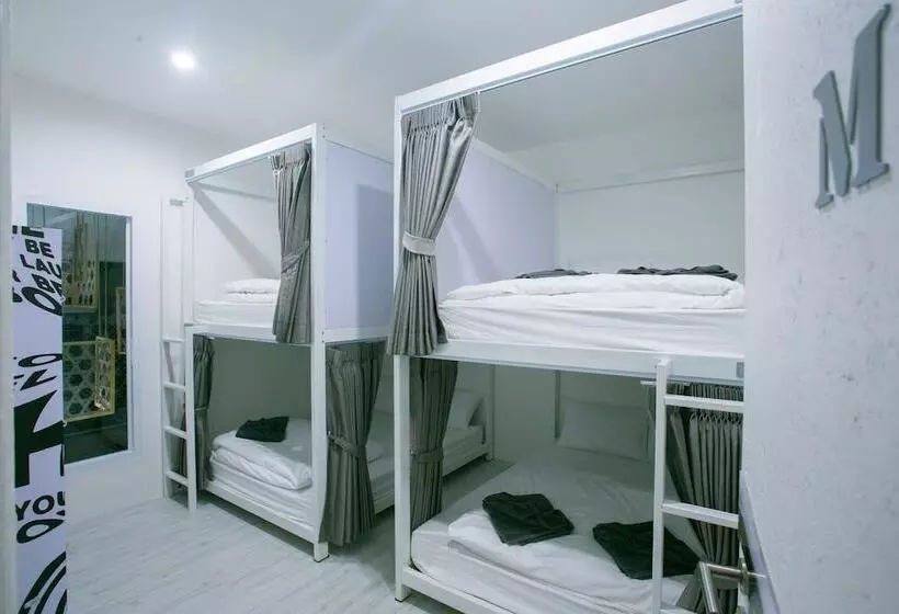 The Street Hostel Koh Lipe   Adult Only