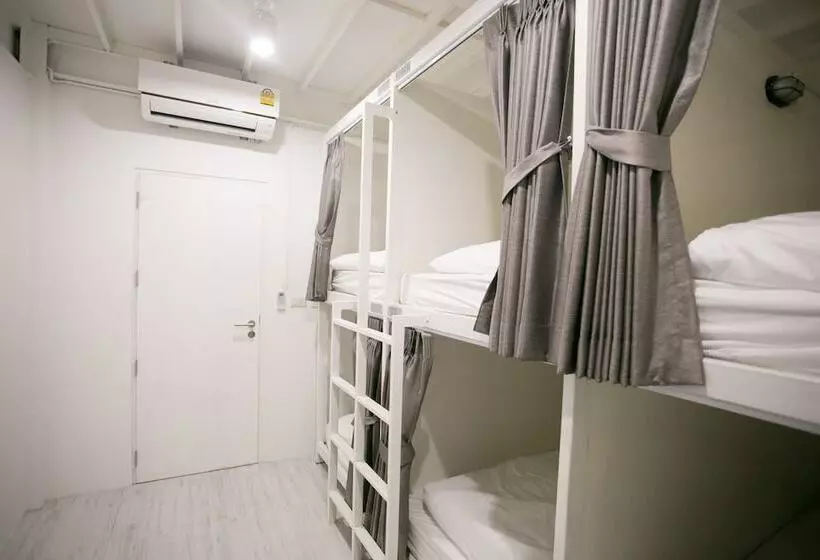 The Street Hostel Koh Lipe   Adult Only