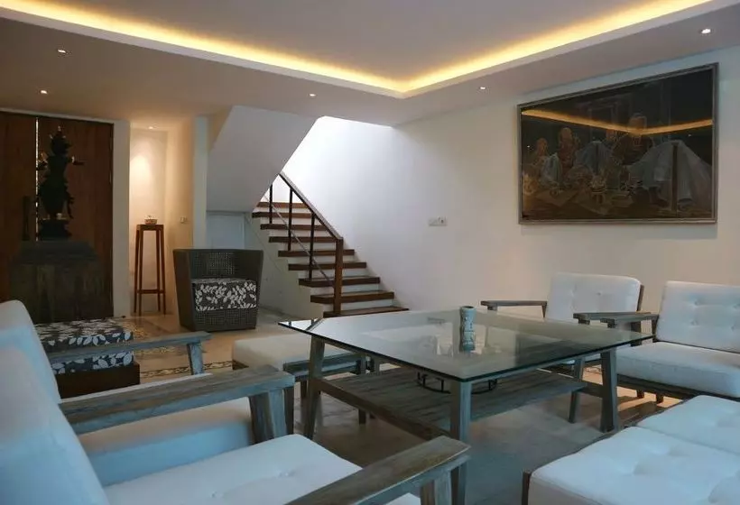 Villa Maria