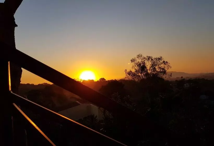 تختخواب و صبحانه Chinyonga Guesthouse