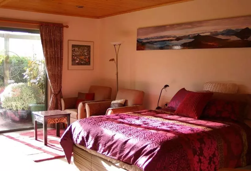 Aamiaismajoitus (B&B) Nierinna Rise