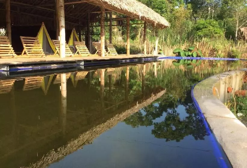 هاستل Dong Que Homestay