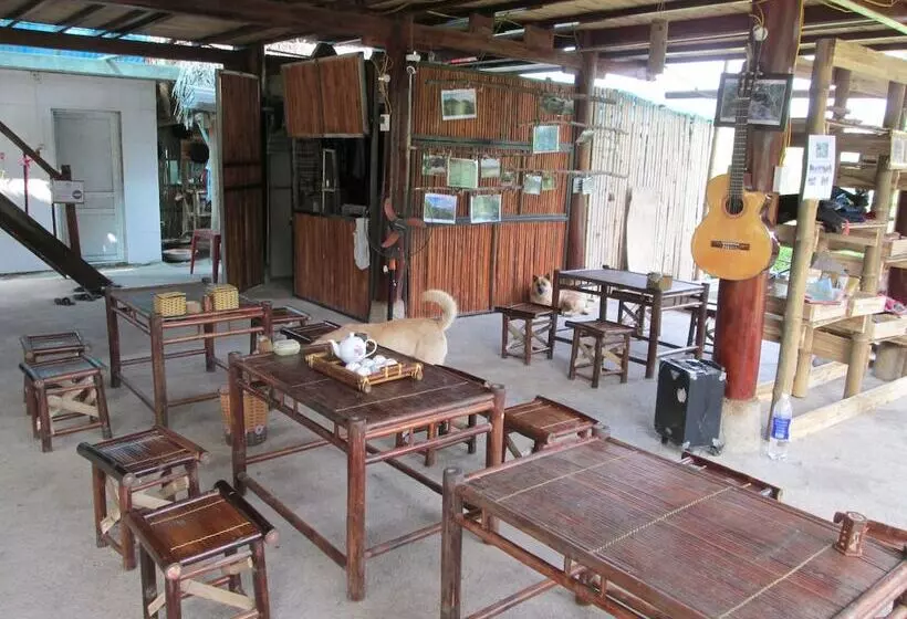 هاستل Dong Que Homestay