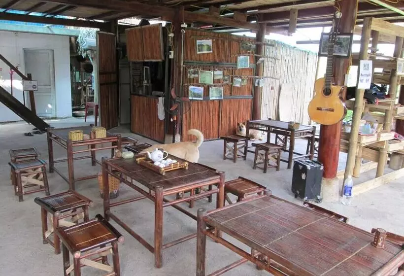 هاستل Dong Que Homestay